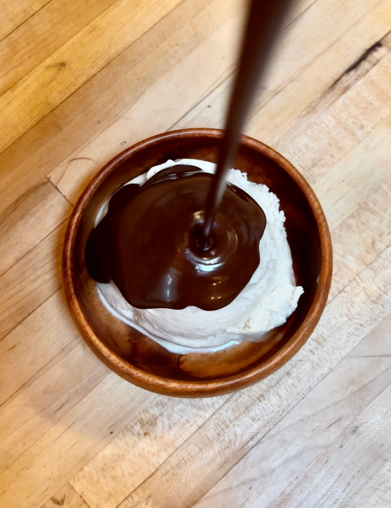 Hot Fudge Sauce: Frankie & Jo’s edition.