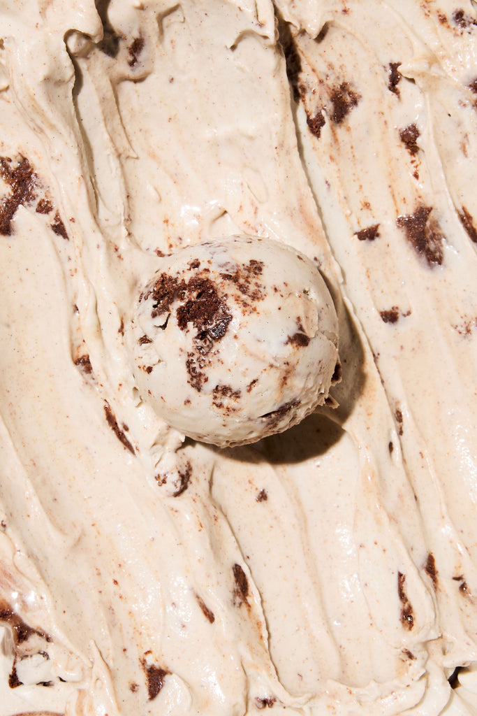 Black Sesame Banana Caramel (Pint)